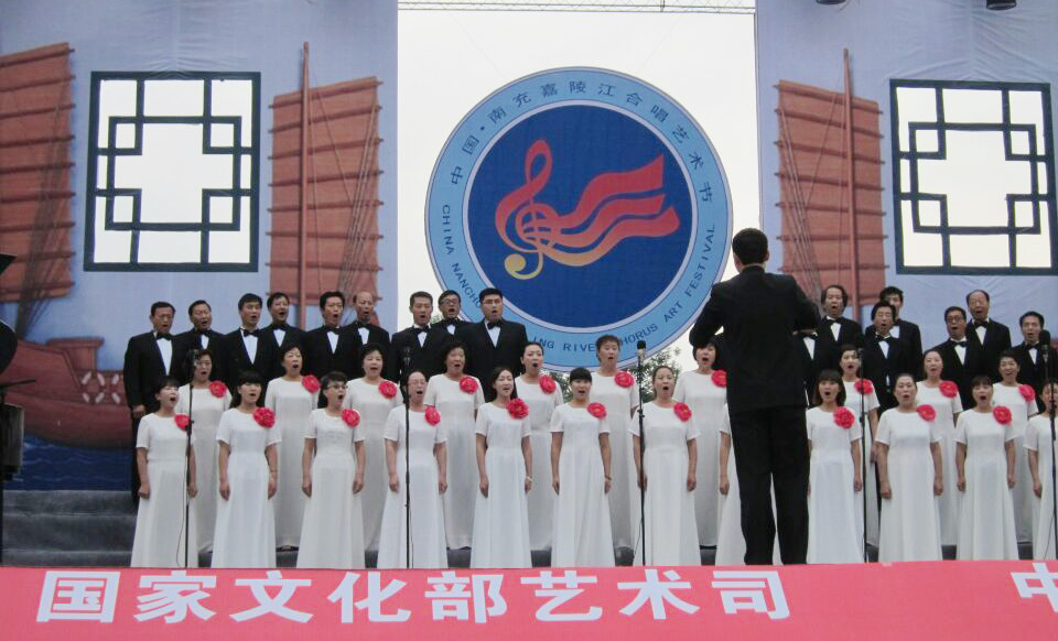 �ҹ�˾Ա���������������