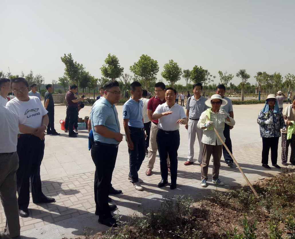 ��ǿ��ί������Ҽ�����ǿ���ֹ�԰��Ŀ���е���