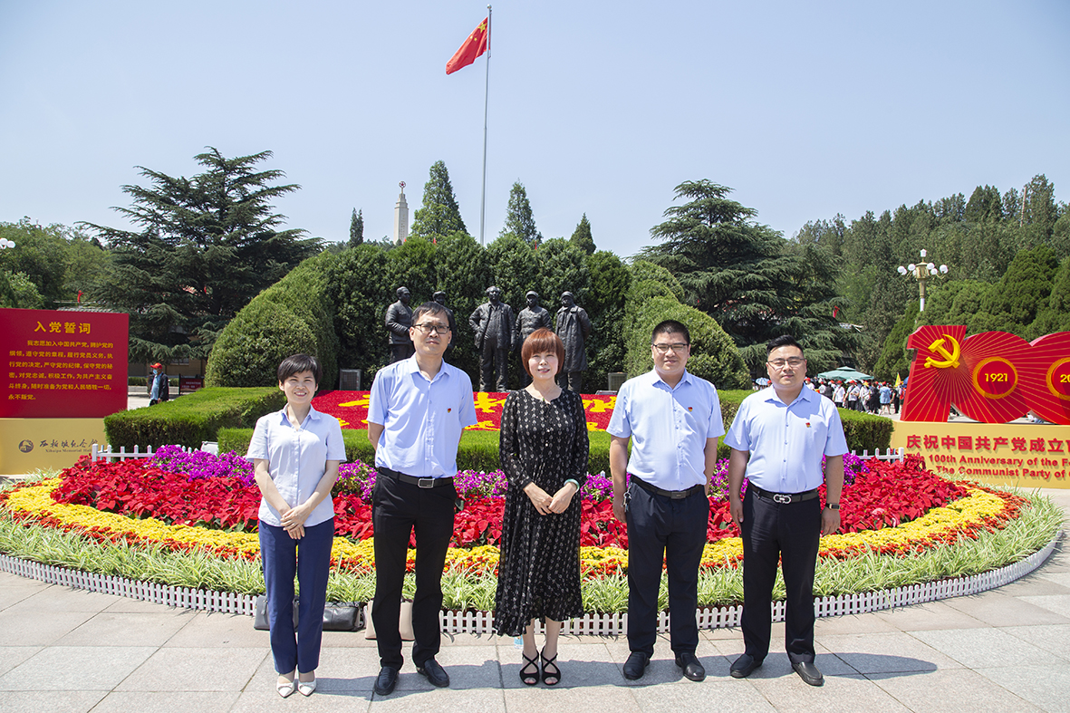 ����100����֮�ʺӱ�J9���ż�����Ǽ��ܲ��Ź�����֯���Ź�˾��Ա������ʥ������������ѧϰ