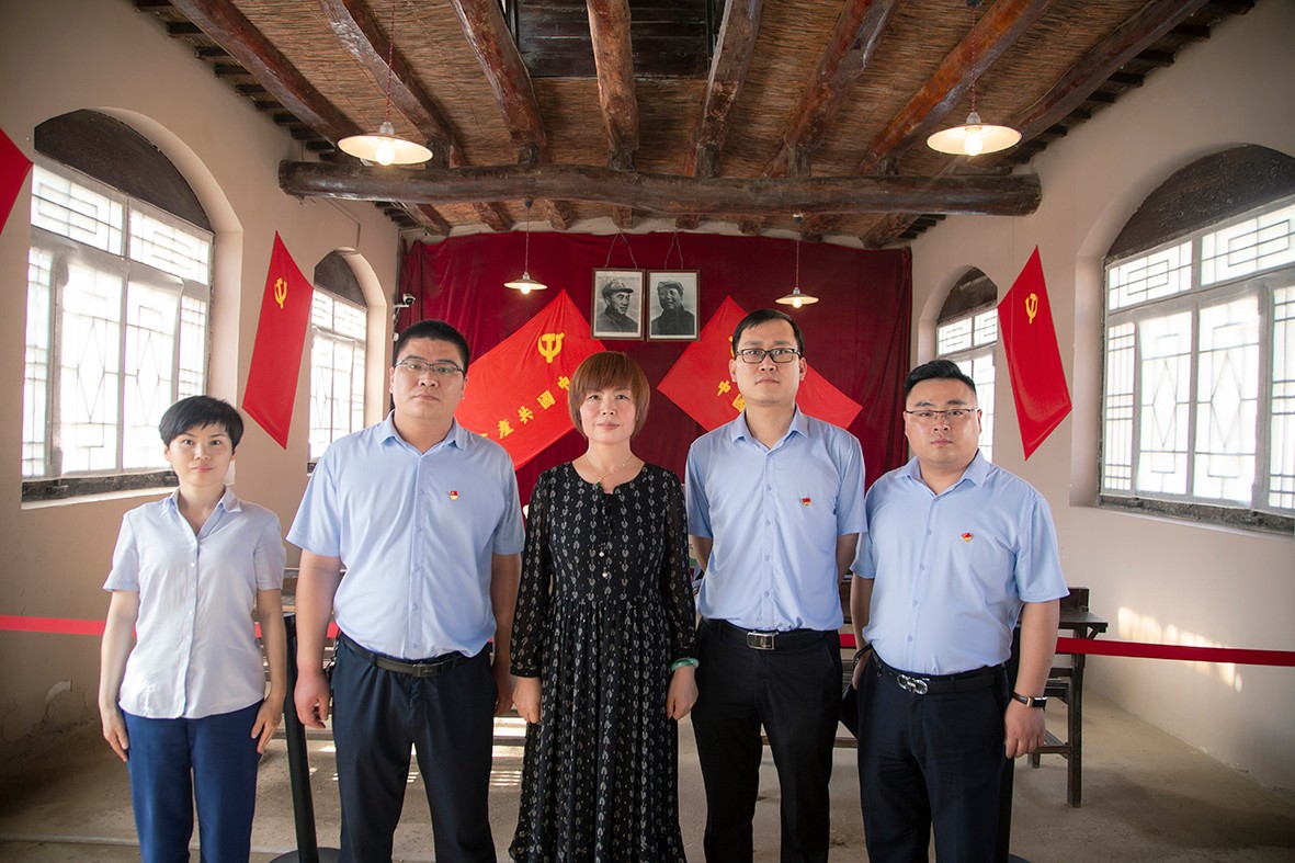 60d4322d6d3ab.jpg 2.jpg